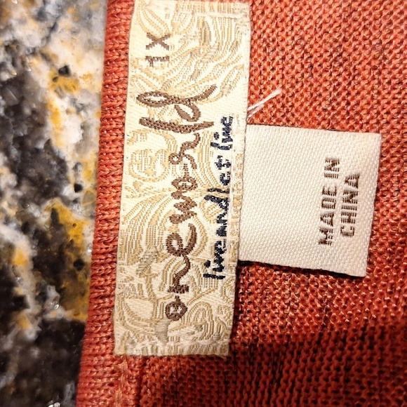 A women's One World casual stretch 3/4 sleeve plus size top 1X - Picture 3 of 4